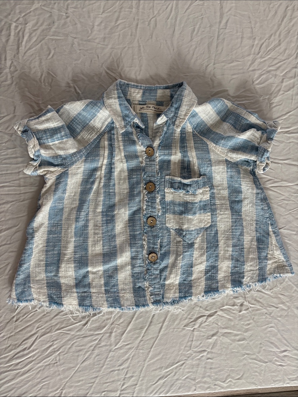 We The Free Blue & White Striped Short-Sleeve Button Front Shirt